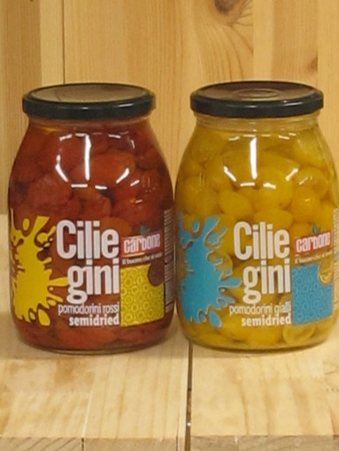 Carbone halvtorkade gula och röda körsbärstomater 950 gr.